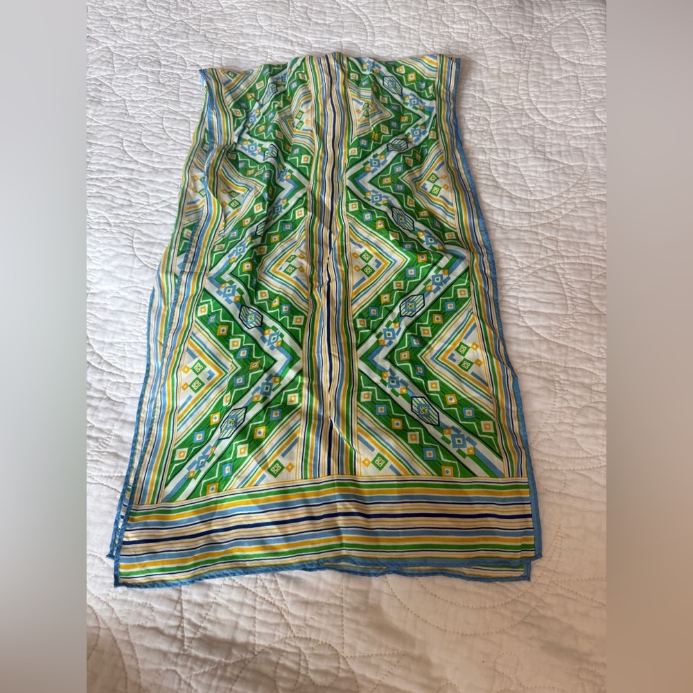 Glentex Vibrant Geometric Scarf vintage in good used condition